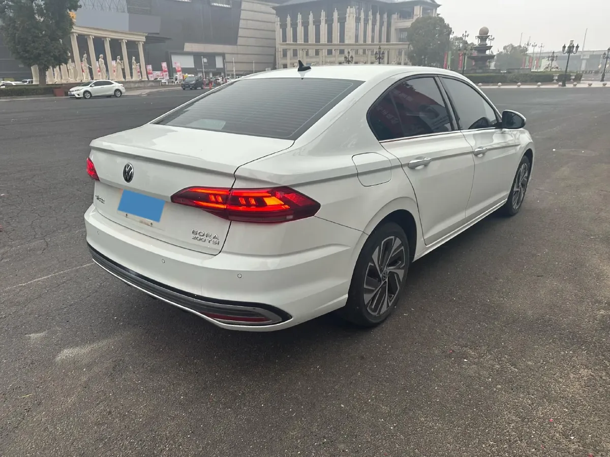 2023 Volkswagen Bora 1.2T 116HP L4 7DCT,autocango,china used car exporter,china ev exporter,chinese used car exporter,chinese used ev exporter