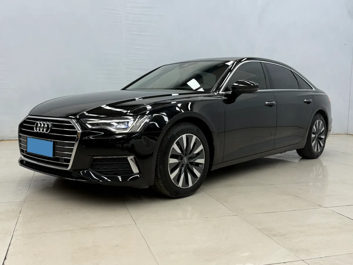 2021 Audi A6L 2.0T 224HP L4 7DCT,autocango,china used car exporter,china ev exporter,chinese used car exporter,chinese used ev exporter