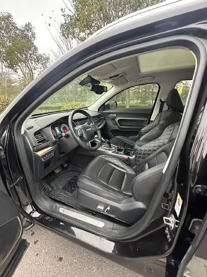 2021 Haval H6 1.5T 150HP L4 7DCT,autocango,china used car exporter,china ev exporter,chinese used car exporter,chinese used ev exporter