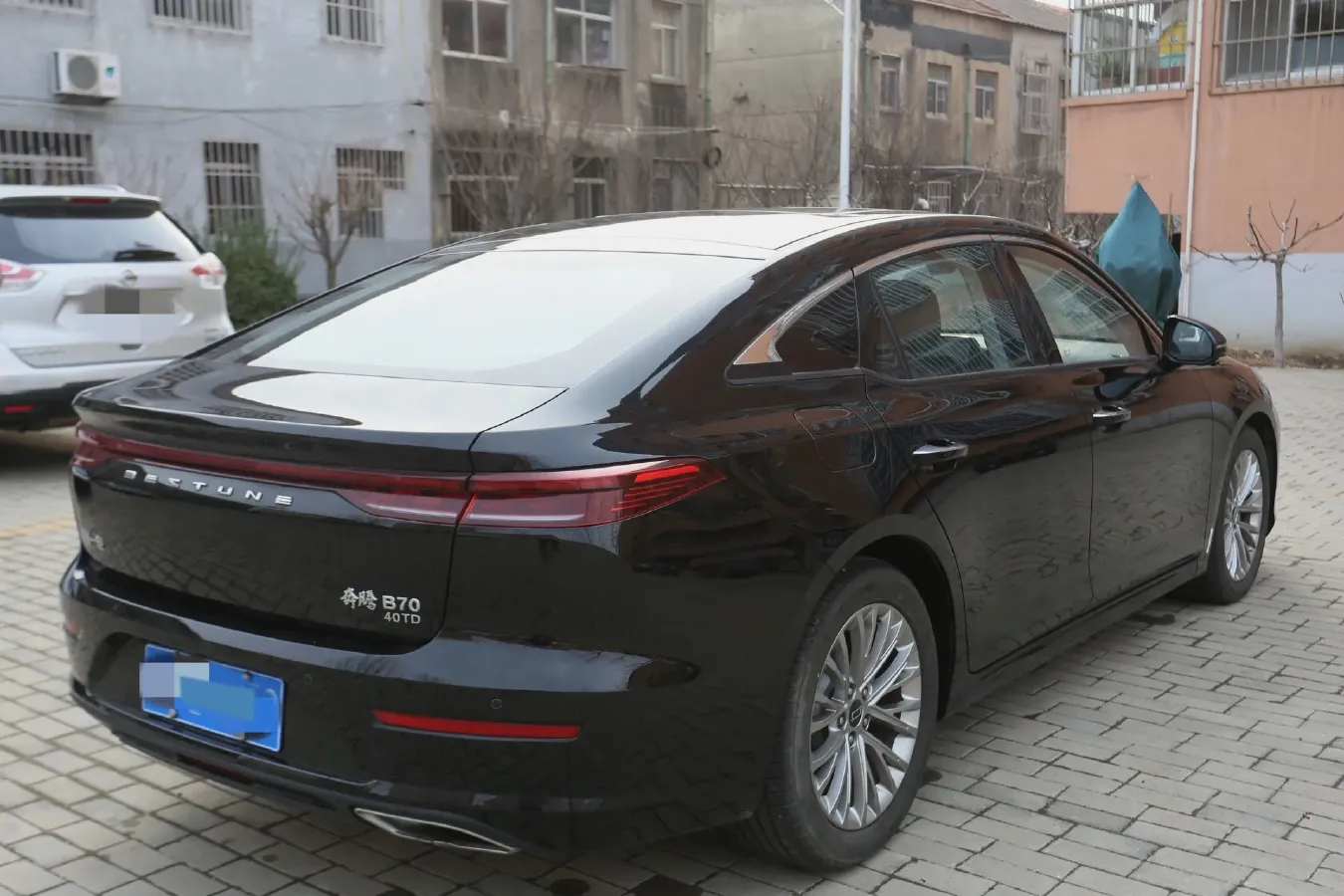 2024 Bestune B70 2.0T 224HP L4 6AT,autocango,china used car exporter,china ev exporter,chinese used car exporter,chinese used ev exporter