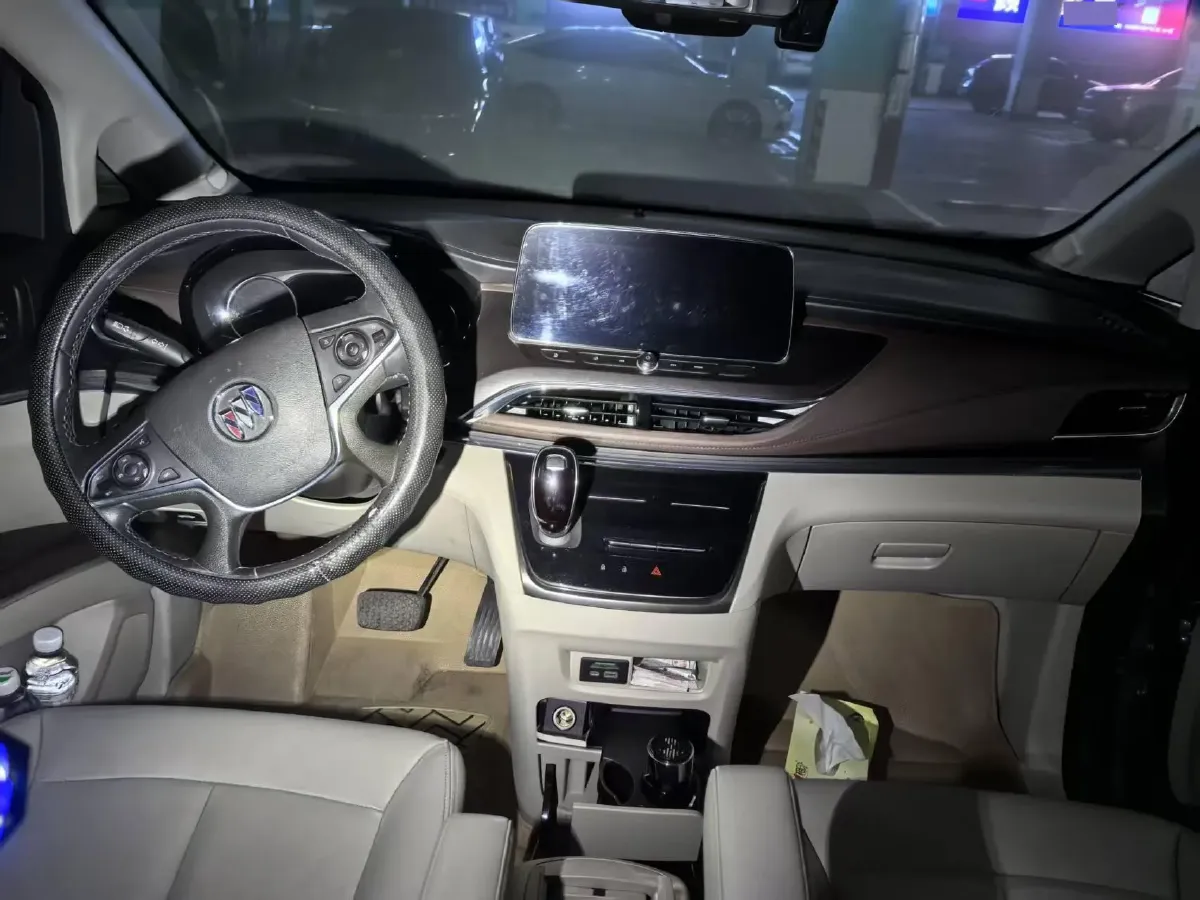 2021 Buick GL8 2.0T 237HP L4 9AT,autocango,china used car exporter,china ev exporter,chinese used car exporter,chinese used ev exporter