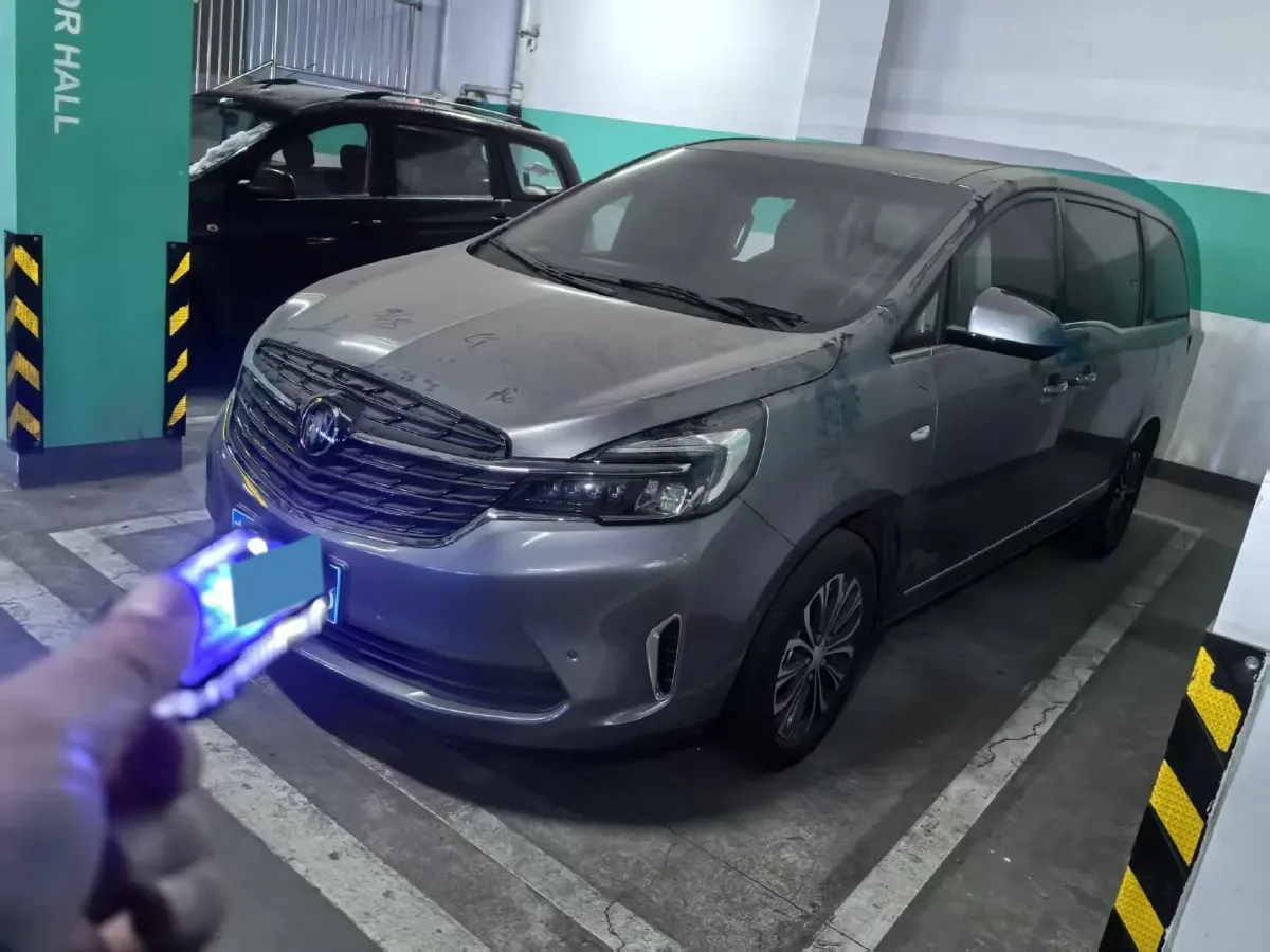 2021 Buick GL8 2.0T 237HP L4 9AT,autocango,china used car exporter,china ev exporter,chinese used car exporter,chinese used ev exporter