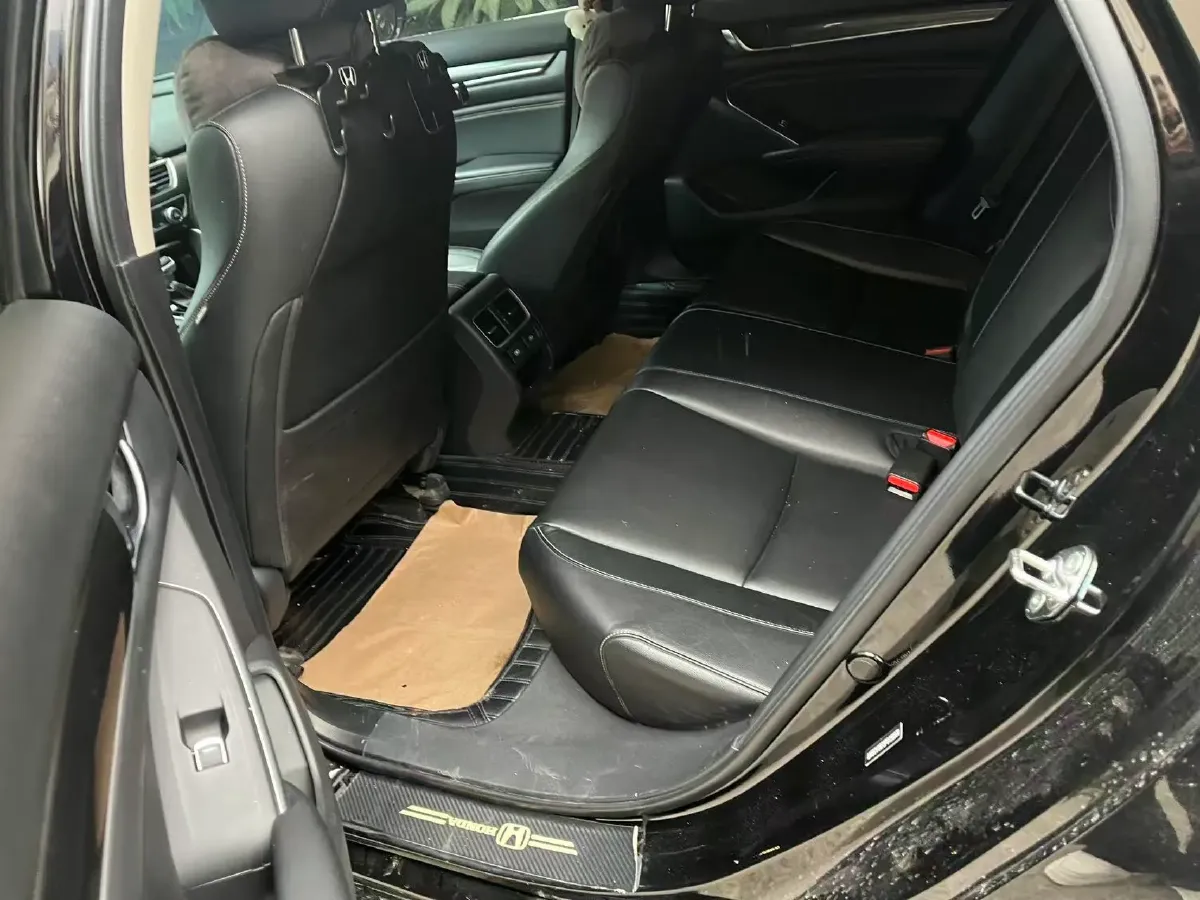 2022 Honda Accord 1.5T 194HP L4 CVT,autocango,china used car exporter,china ev exporter,chinese used car exporter,chinese used ev exporter