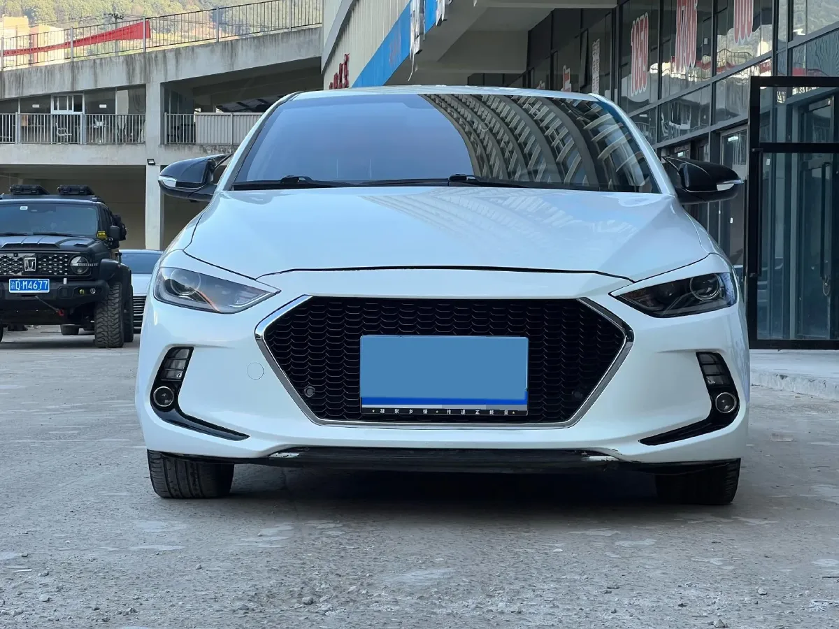 2018 Bestune X80 2.0L 147HP L4 6MT,autocango,china used car exporter,china ev exporter,chinese used car exporter,chinese used ev exporter