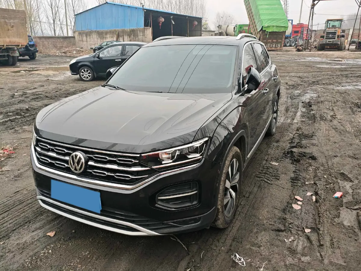 2019 Jeep Cherokee 2.0T 234HP L4 9AT,autocango,china used car exporter,china ev exporter,chinese used car exporter,chinese used ev exporter