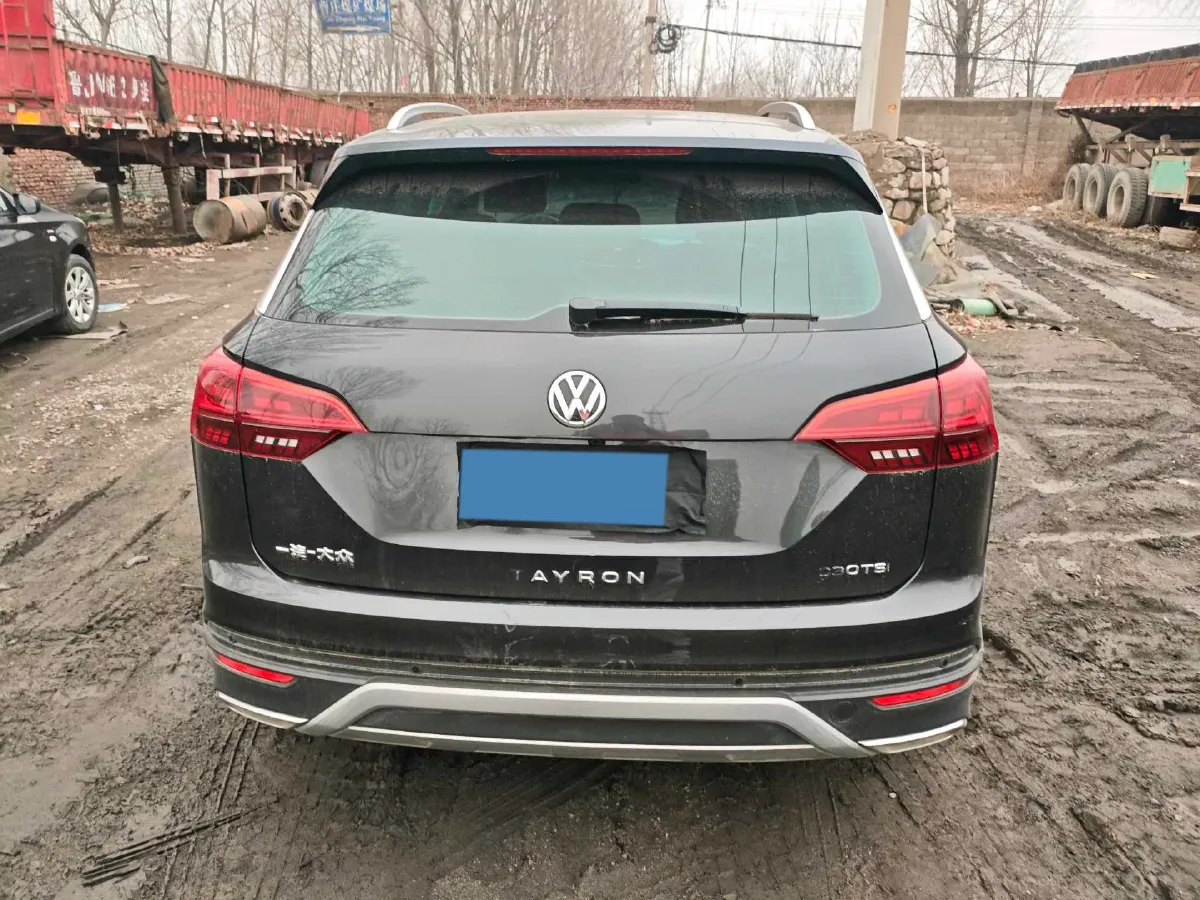 2019 Jeep Cherokee 2.0T 234HP L4 9AT,autocango,china used car exporter,china ev exporter,chinese used car exporter,chinese used ev exporter