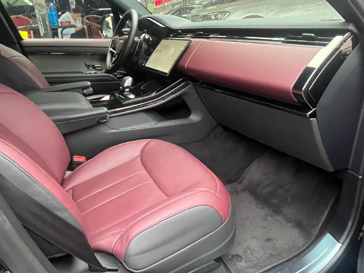 2025 Land Rover Range Rover Sport 3.0T 400HP L6 8AT,autocango,china used car exporter,china ev exporter,chinese used car exporter,chinese used ev exporter