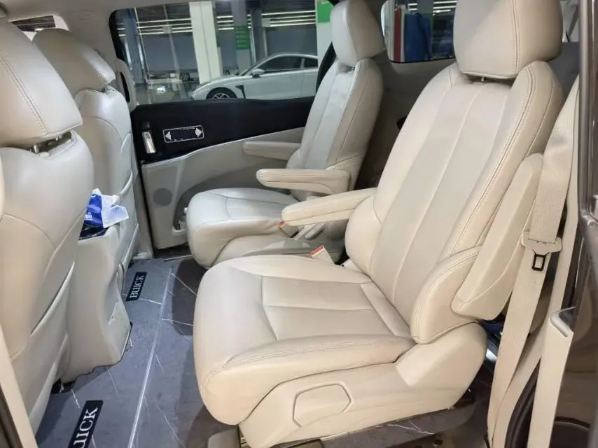 2022 Buick GL8 2.0T 237HP L4 9AT,autocango,china used car exporter,china ev exporter,chinese used car exporter,chinese used ev exporter