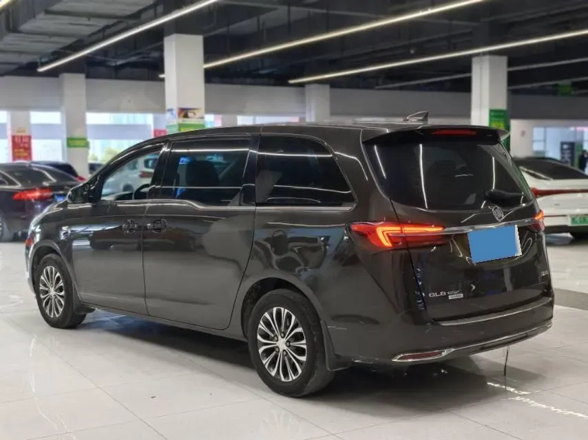 2022 Buick GL8 2.0T 237HP L4 9AT,autocango,china used car exporter,china ev exporter,chinese used car exporter,chinese used ev exporter