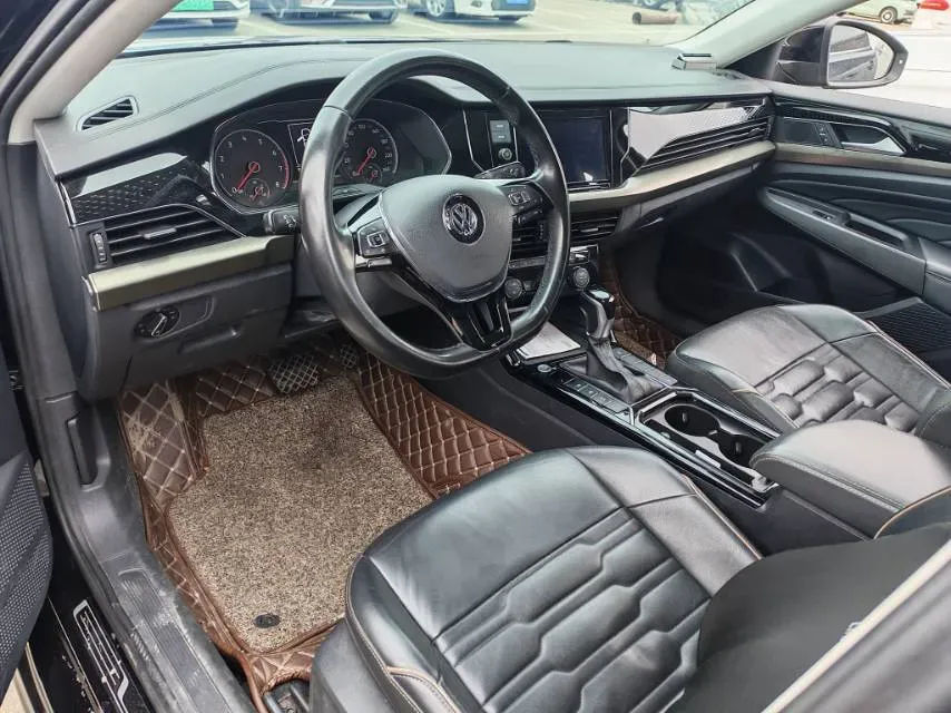 2019 Skoda Kodiak 2.0T 186HP L4 7DCT,autocango,china used car exporter,china ev exporter,chinese used car exporter,chinese used ev exporter