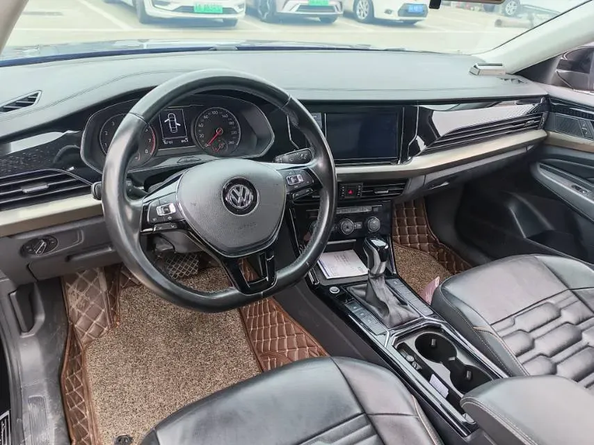 2019 Skoda Kodiak 2.0T 186HP L4 7DCT,autocango,china used car exporter,china ev exporter,chinese used car exporter,chinese used ev exporter