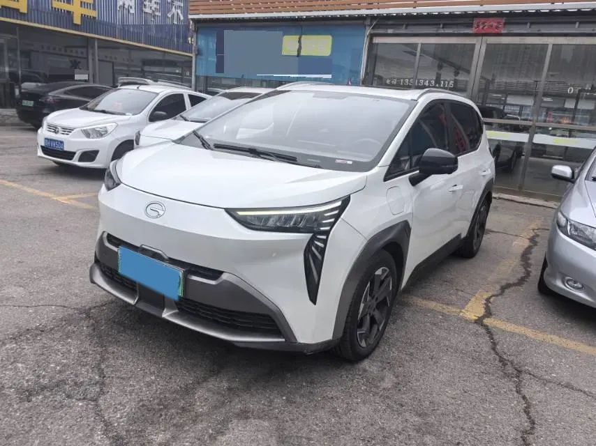 2022 Geely Okavango 1.8T 184HP L4 7DCT,autocango,china used car exporter,china ev exporter,chinese used car exporter,chinese used ev exporter