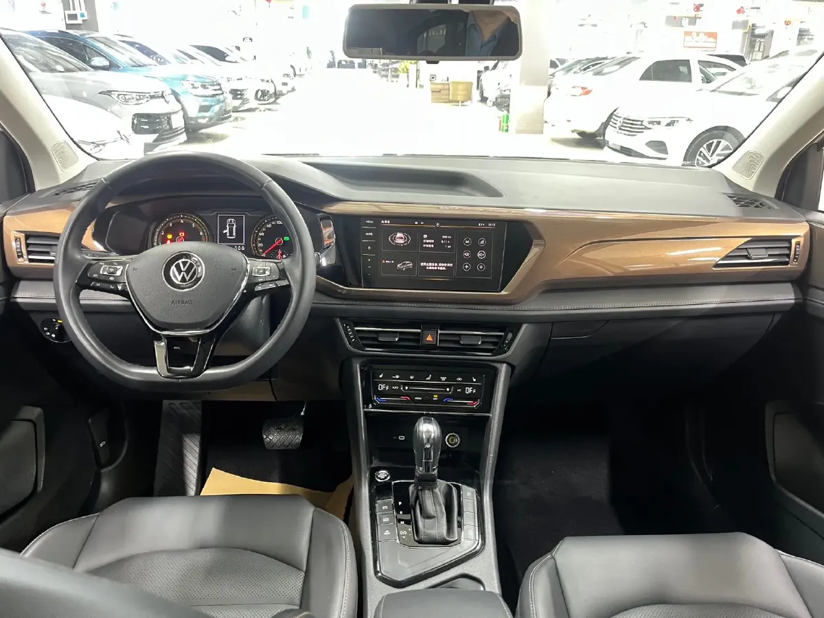 2021 Volkswagen Tharu 1.4T 150HP L4 7DCT,autocango,china used car exporter,china ev exporter,chinese used car exporter,chinese used ev exporter