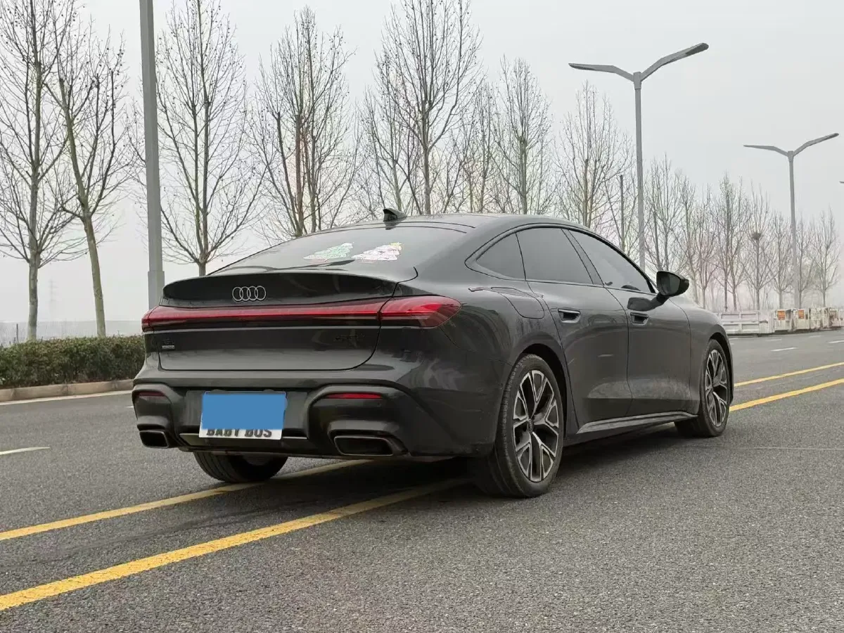 2026 Audi A5L Sportback 2.0T 204HP L4 7DCT,autocango,china used car exporter,china ev exporter,chinese used car exporter,chinese used ev exporter