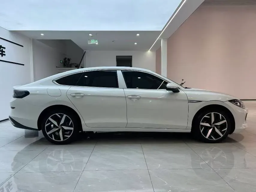 2024 Volkswagen Lamando 1.4T 150HP L4 7DCT,autocango,china used car exporter,china ev exporter,chinese used car exporter,chinese used ev exporter