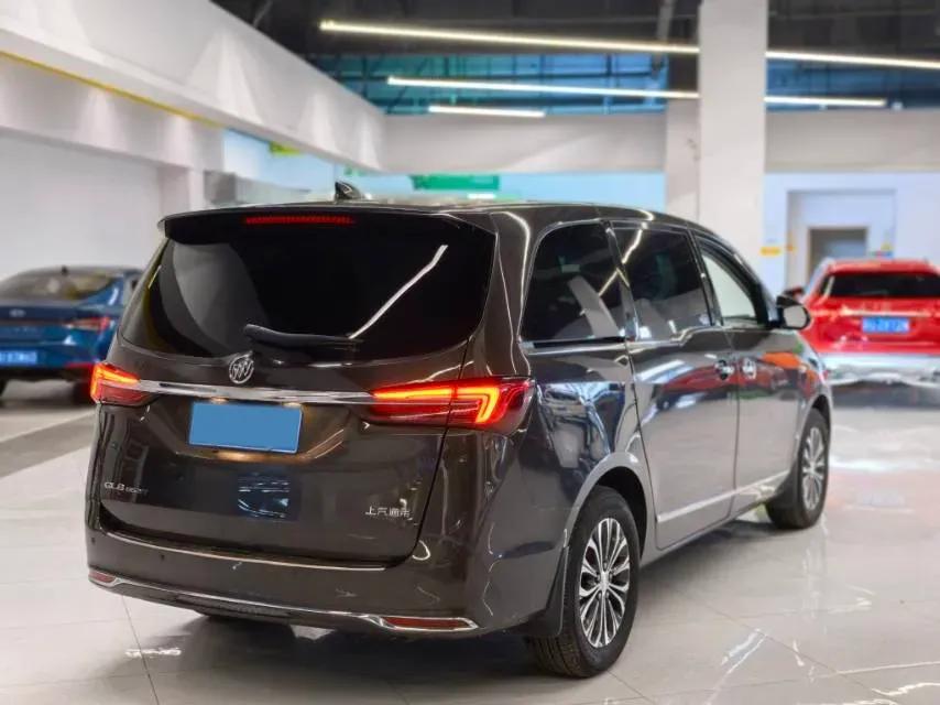 2022 Buick GL8 2.0T 237HP L4 9AT,autocango,china used car exporter,china ev exporter,chinese used car exporter,chinese used ev exporter