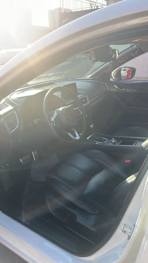 2017 Mazda 3 Axela 2.0L 158HP L4 6AT,autocango,china used car exporter,china ev exporter,chinese used car exporter,chinese used ev exporter