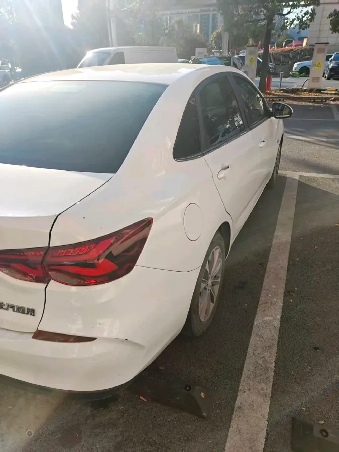 2022 Chevrolet Monza 1.5L 113HP L4 6AT,autocango,china used car exporter,china ev exporter,chinese used car exporter,chinese used ev exporter