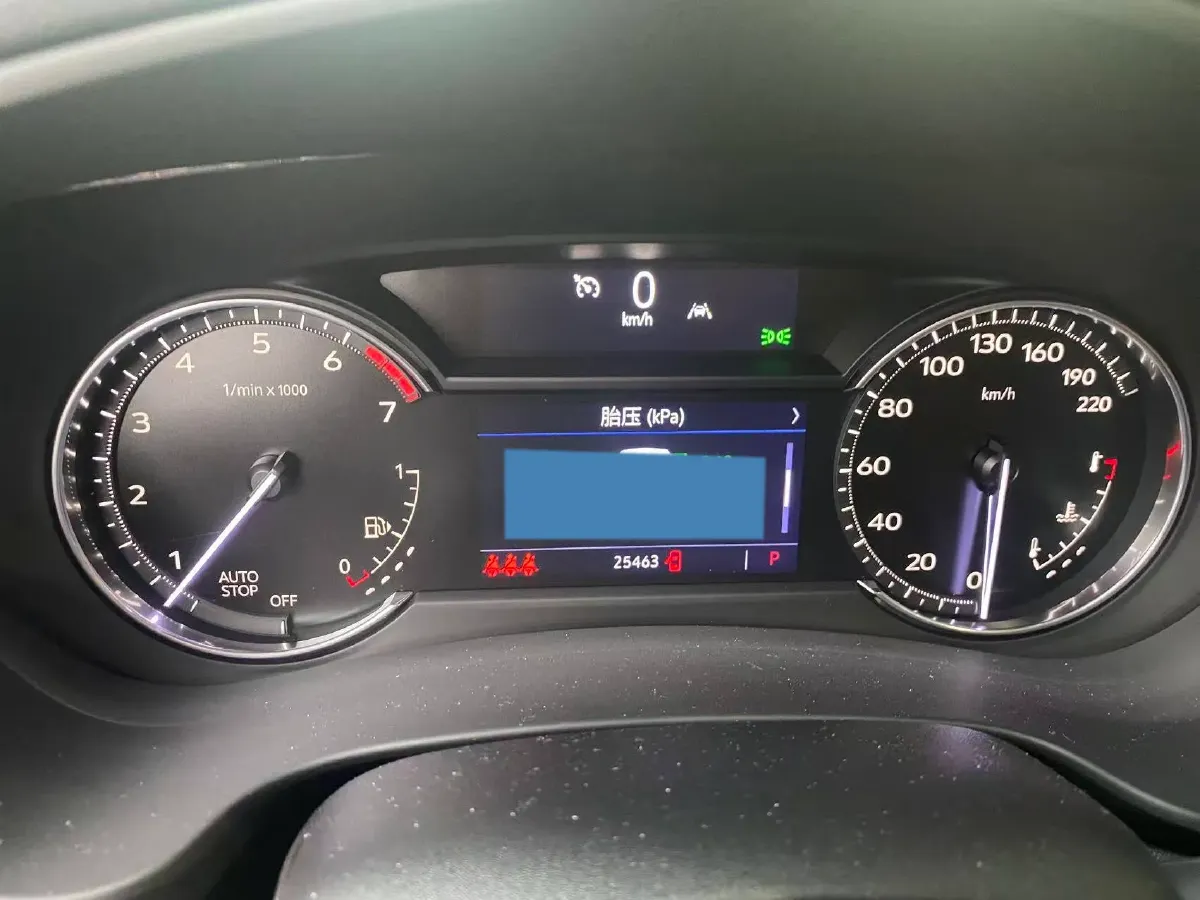 2022 Cadillac XT4 2.0T 237HP L4 9AT,autocango,china used car exporter,china ev exporter,chinese used car exporter,chinese used ev exporter