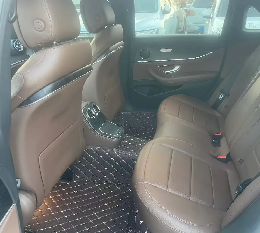 2022 Mercedes-Benz E Class 2.0T 197HP L4 9AT,autocango,china used car exporter,china ev exporter,chinese used car exporter,chinese used ev exporter