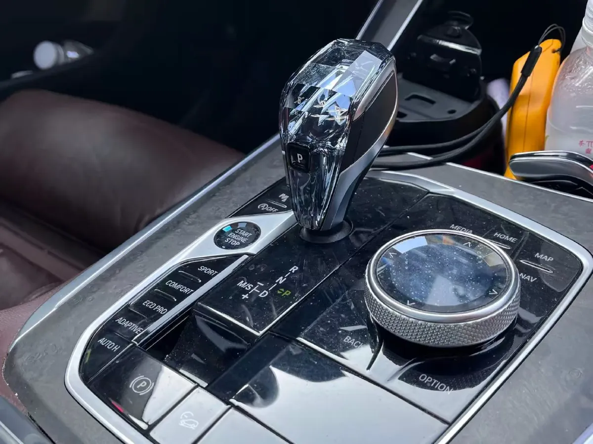 2021 BMW X5 2.0T 265HP L4 8AT,autocango,china used car exporter,china ev exporter,chinese used car exporter,chinese used ev exporter