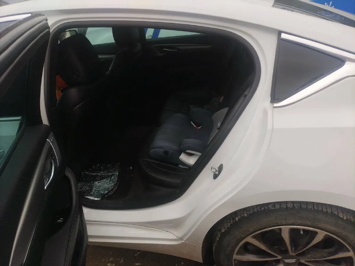 2022 Cadillac CT5 2.0T 237HP L4 10AT,autocango,china used car exporter,china ev exporter,chinese used car exporter,chinese used ev exporter