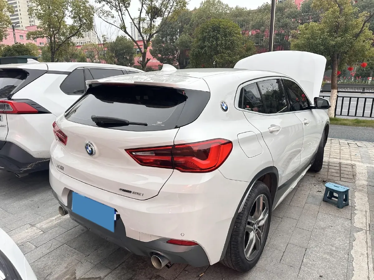 2020 BMW X2 2.0T 192HP L4 7DCT,autocango,china used car exporter,china ev exporter,chinese used car exporter,chinese used ev exporter