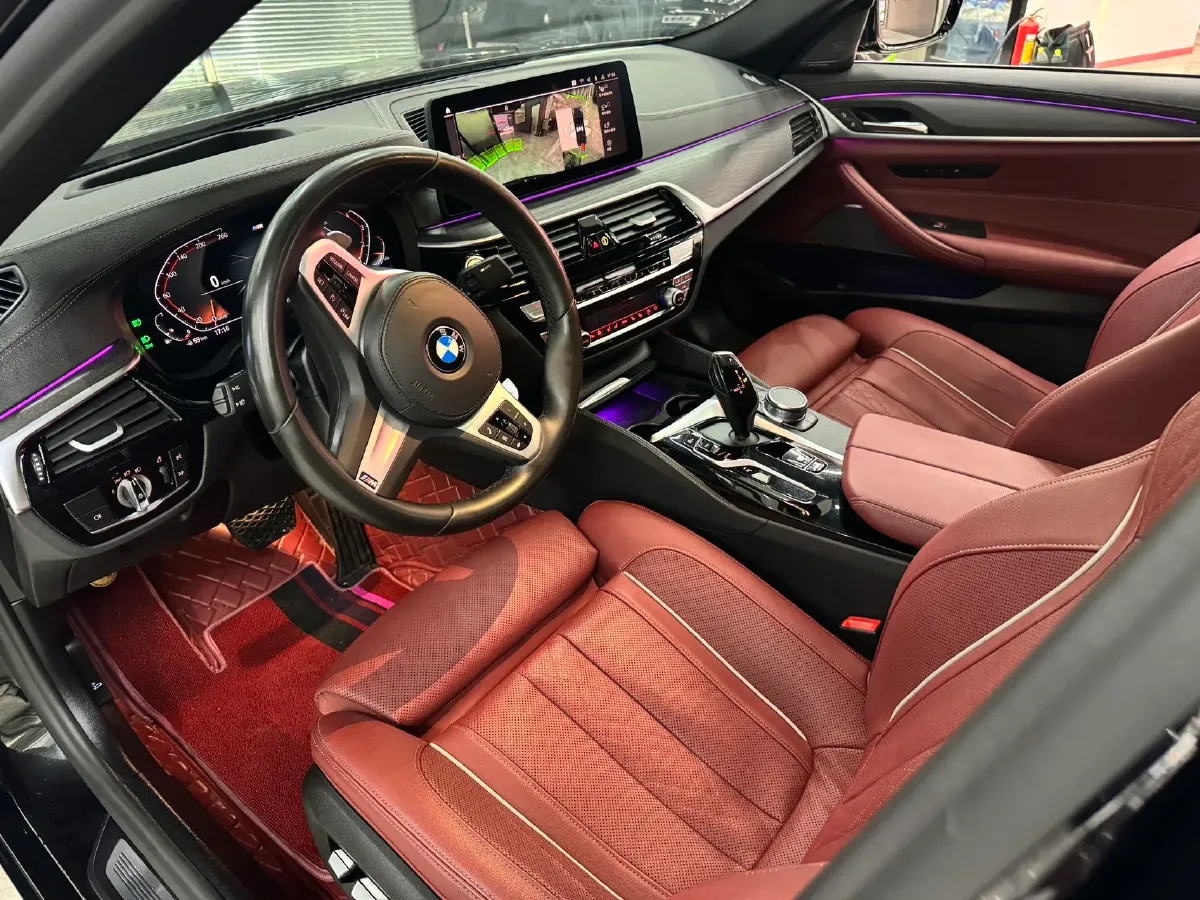 2021 BMW 5 Series 2.0T 252HP L4 8AT,autocango,china used car exporter,china ev exporter,chinese used car exporter,chinese used ev exporter