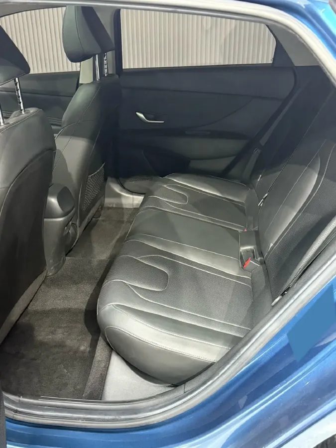 2021 Hyundai Elantra 1.5L 115HP L4 CVT,autocango,china used car exporter,china ev exporter,chinese used car exporter,chinese used ev exporter