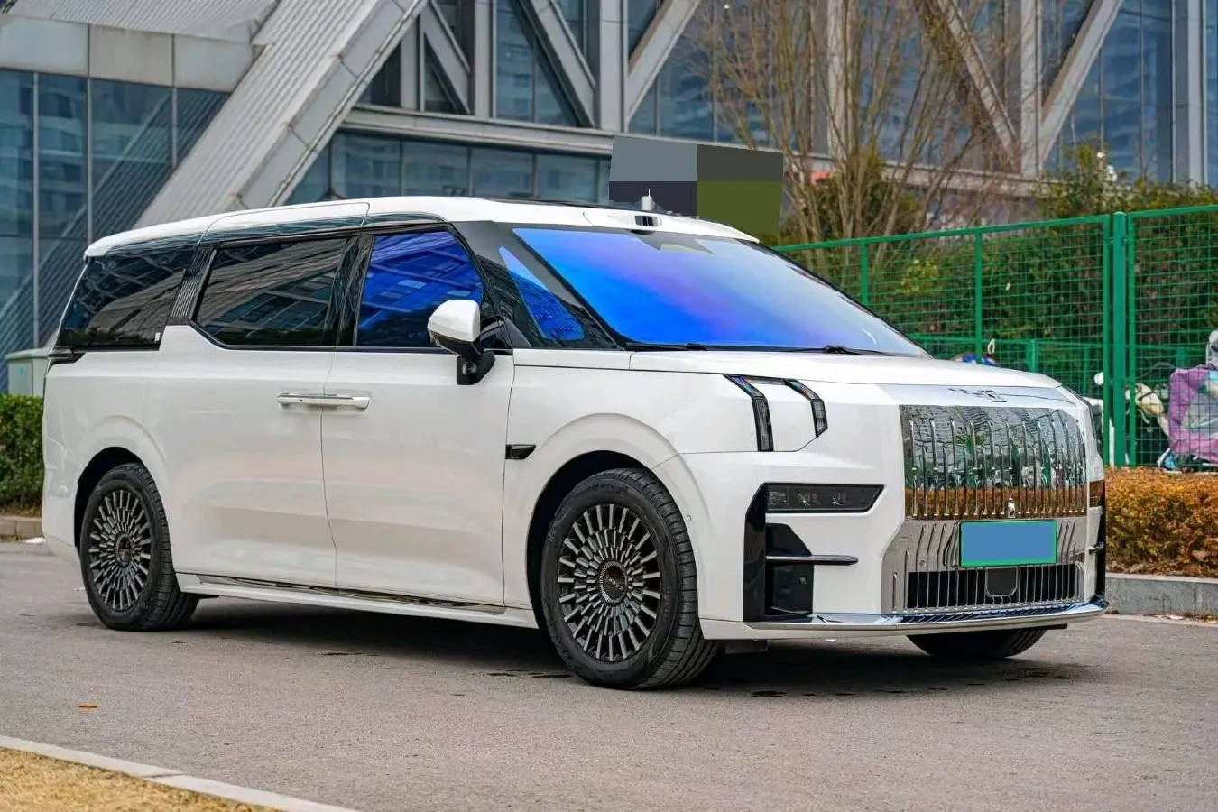 2024 Zeekr 009 BEV 108KWH,autocango,china used car exporter,china ev exporter,chinese used car exporter,chinese used ev exporter