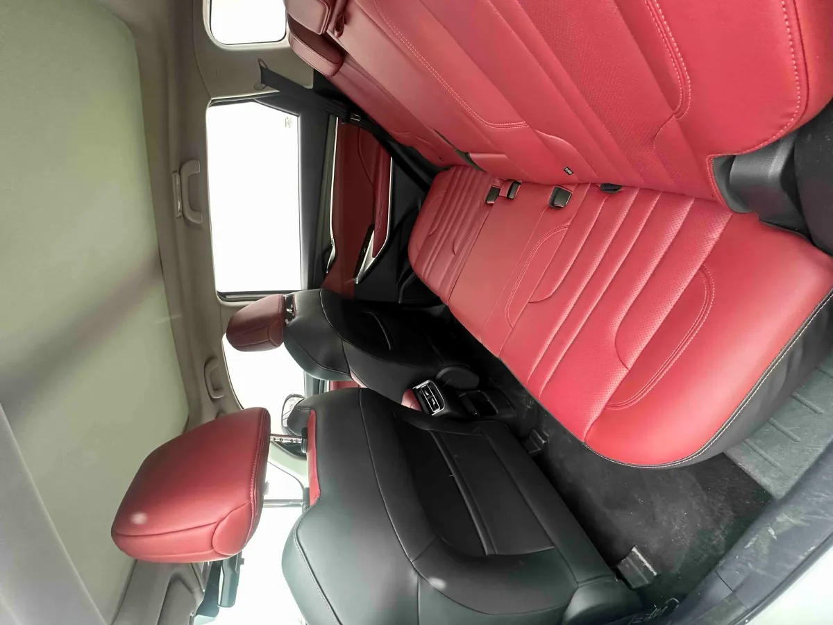 2020 ChangAn CS75 Plus 1.5T 178HP L4 6AT,autocango,china used car exporter,china ev exporter,chinese used car exporter,chinese used ev exporter