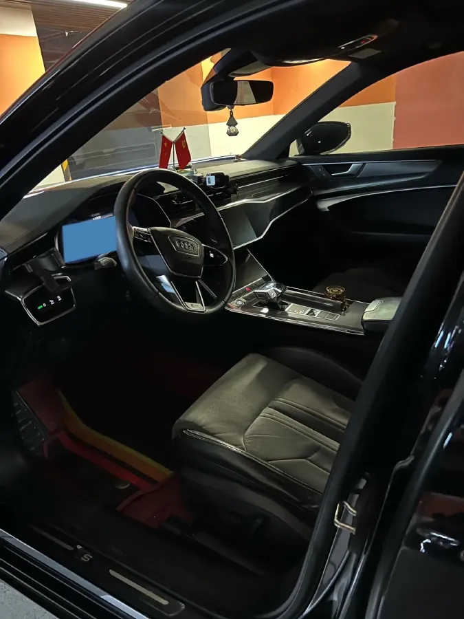 2019 Audi A6L 2.0T 190HP L4 7DCT,autocango,china used car exporter,china ev exporter,chinese used car exporter,chinese used ev exporter