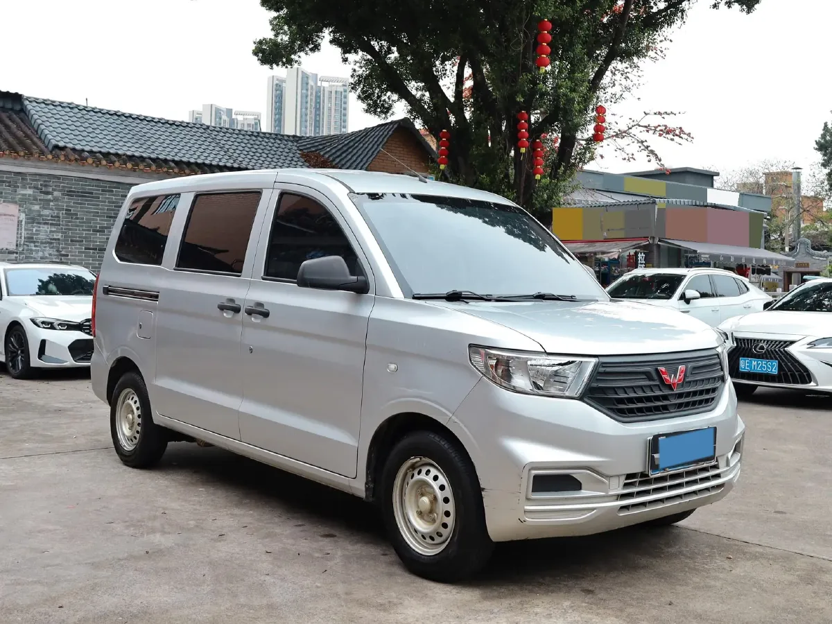 2022 JinBei Little Sea Lion X30 1.5L 102HP L4 5MT,autocango,china used car exporter,china ev exporter,chinese used car exporter,chinese used ev exporter