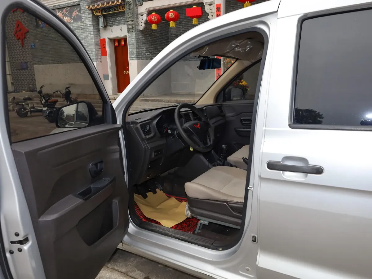 2022 JinBei Little Sea Lion X30 1.5L 102HP L4 5MT,autocango,china used car exporter,china ev exporter,chinese used car exporter,chinese used ev exporter