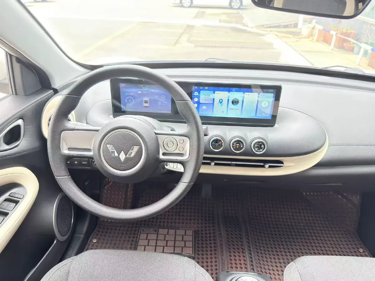 2023 WuLing BinGuo BEV 17.3KWH,autocango,china used car exporter,china ev exporter,chinese used car exporter,chinese used ev exporter