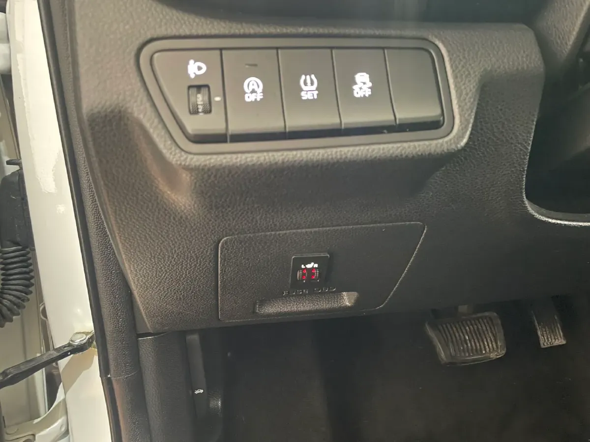 2021 Kia KX3 1.5L 115HP L4 CVT,autocango,china used car exporter,china ev exporter,chinese used car exporter,chinese used ev exporter