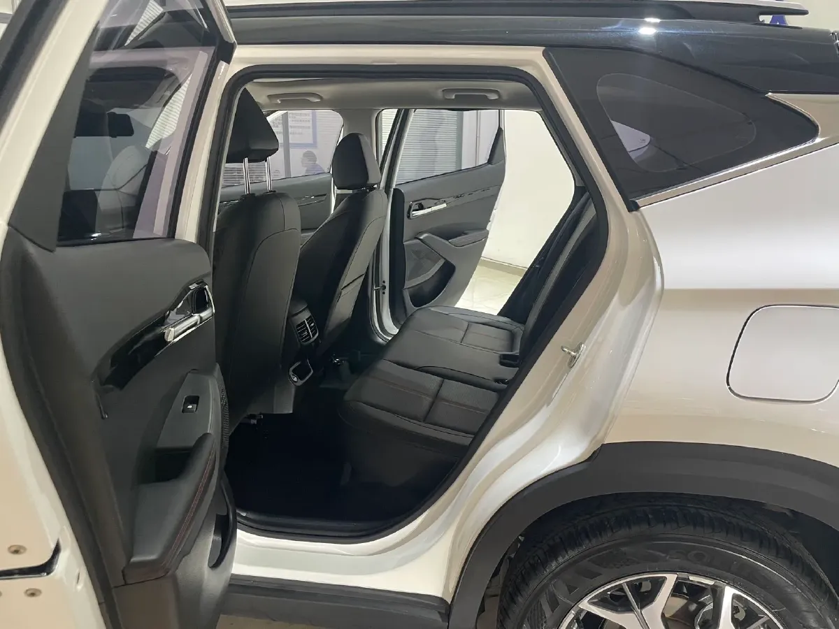 2021 Kia KX3 1.5L 115HP L4 CVT,autocango,china used car exporter,china ev exporter,chinese used car exporter,chinese used ev exporter