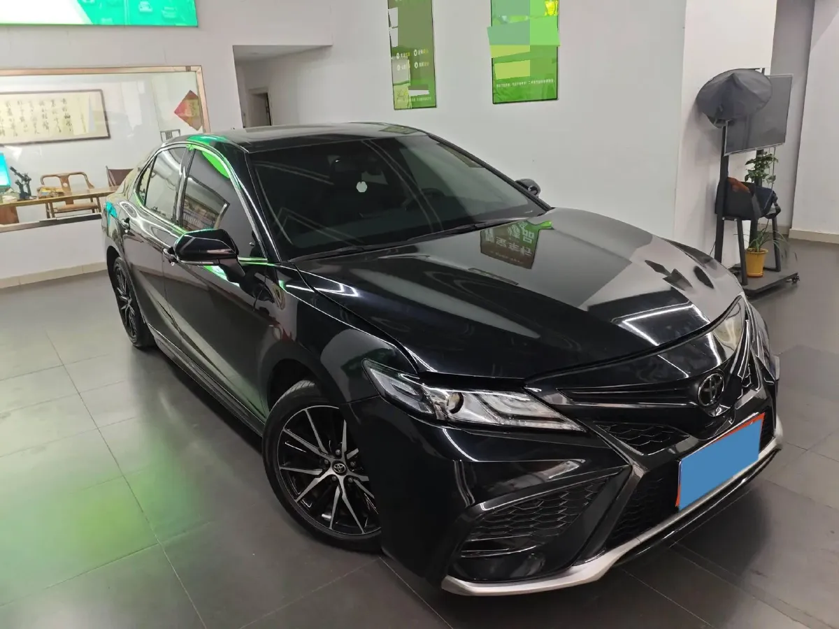 2021 Toyota Camry 2.5L 209HP L4 8AT,autocango,china used car exporter,china ev exporter,chinese used car exporter,chinese used ev exporter
