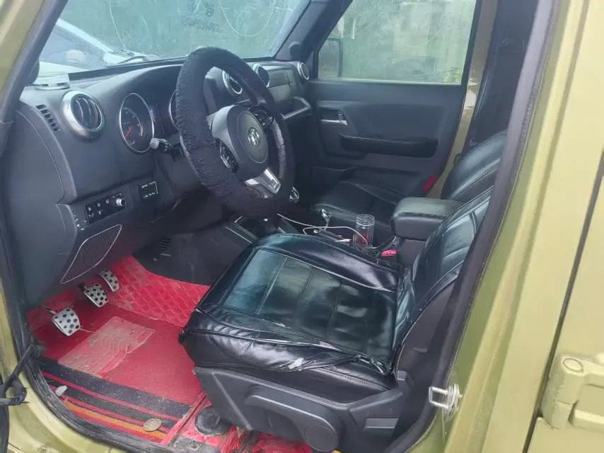 2016 Beijing BJ40 2.0T 204HP L4 5MT,autocango,china used car exporter,china ev exporter,chinese used car exporter,chinese used ev exporter