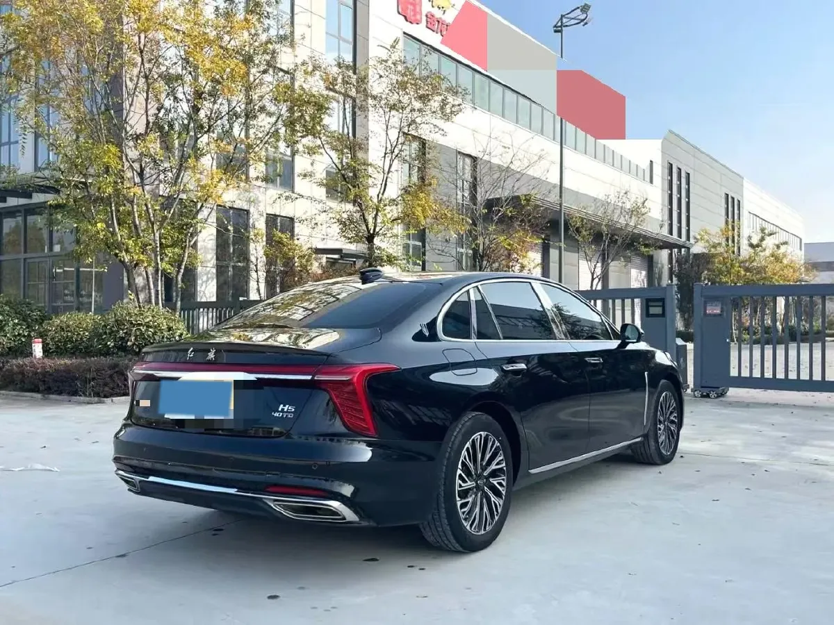 2023 HongQi H5 2.0T 224HP L4 8AT,autocango,china used car exporter,china ev exporter,chinese used car exporter,chinese used ev exporter