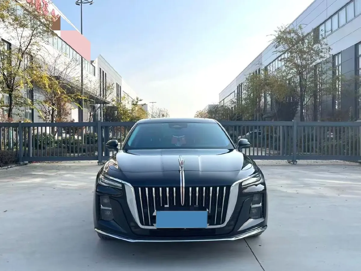 2023 HongQi H5 2.0T 224HP L4 8AT,autocango,china used car exporter,china ev exporter,chinese used car exporter,chinese used ev exporter