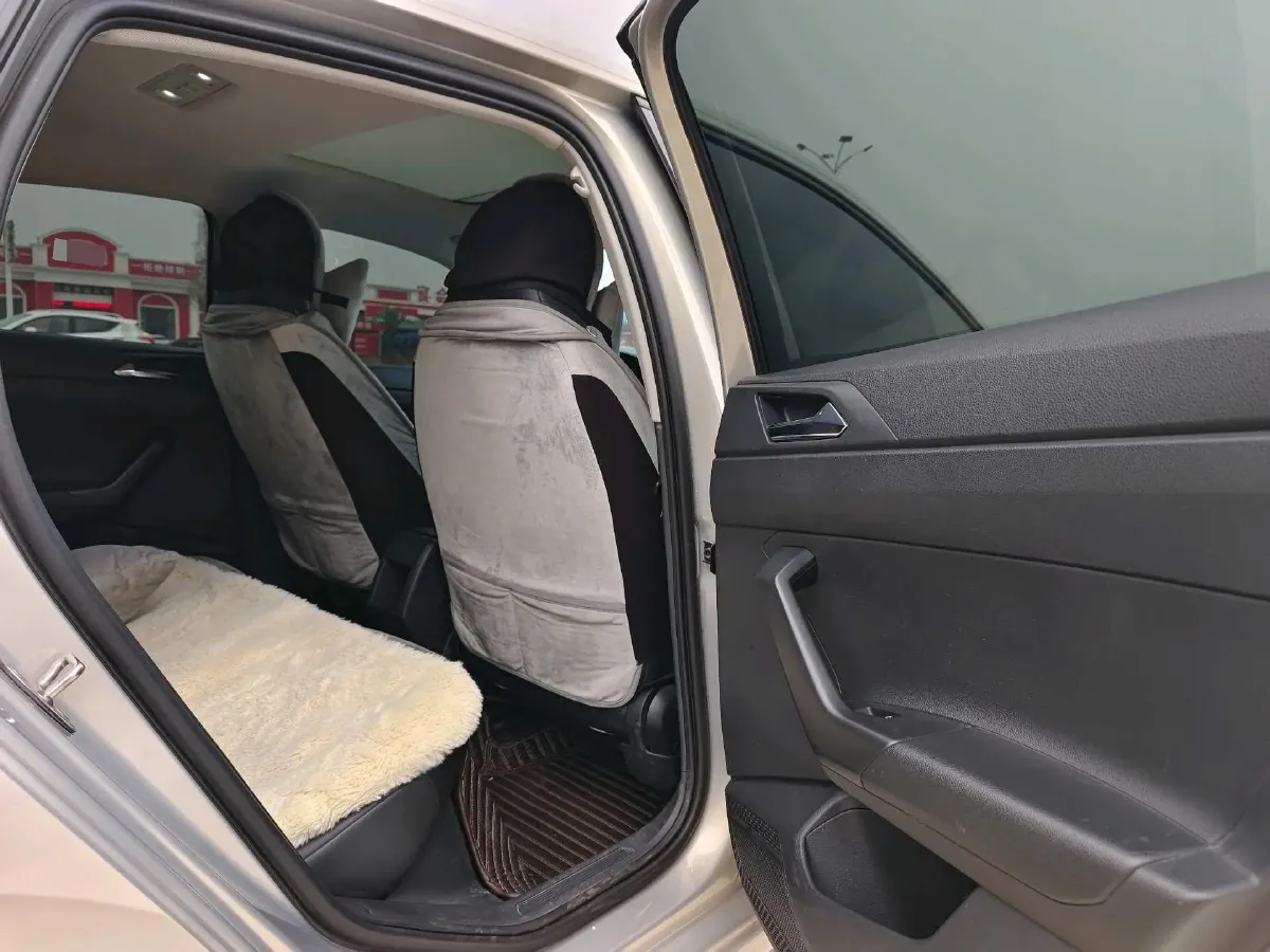 2019 Volkswagen Polo 1.5L 113HP L4 6AT,autocango,china used car exporter,china ev exporter,chinese used car exporter,chinese used ev exporter