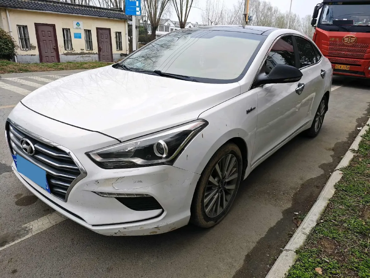 2017 Hyundai Mistra 1.6T 175HP L4 7DCT,autocango,china used car exporter,china ev exporter,chinese used car exporter,chinese used ev exporter