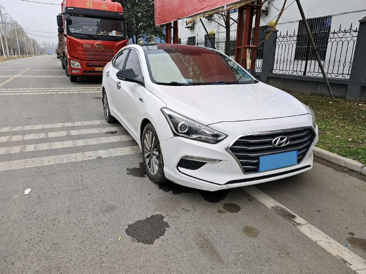 2017 Hyundai Mistra 1.6T 175HP L4 7DCT,autocango,china used car exporter,china ev exporter,chinese used car exporter,chinese used ev exporter