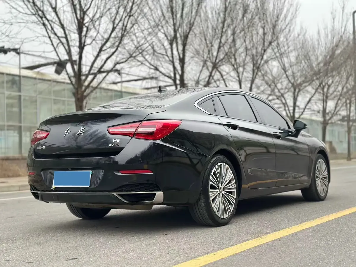 2022 HongQi H5 1.5T 169HP L4 7DCT,autocango,china used car exporter,china ev exporter,chinese used car exporter,chinese used ev exporter