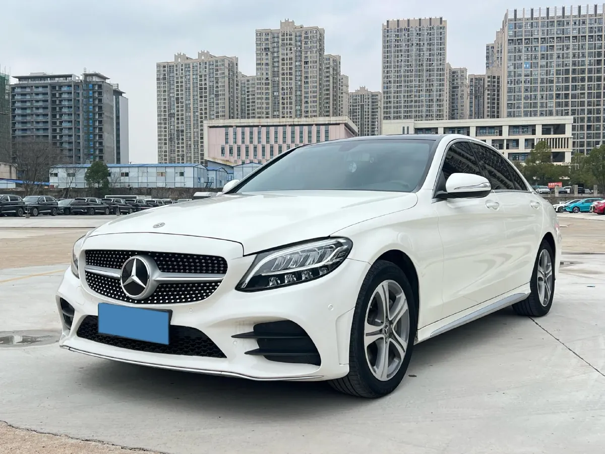 2020 Mercedes-Benz C Class 1.5T 184HP L4 9AT,autocango,china used car exporter,china ev exporter,chinese used car exporter,chinese used ev exporter