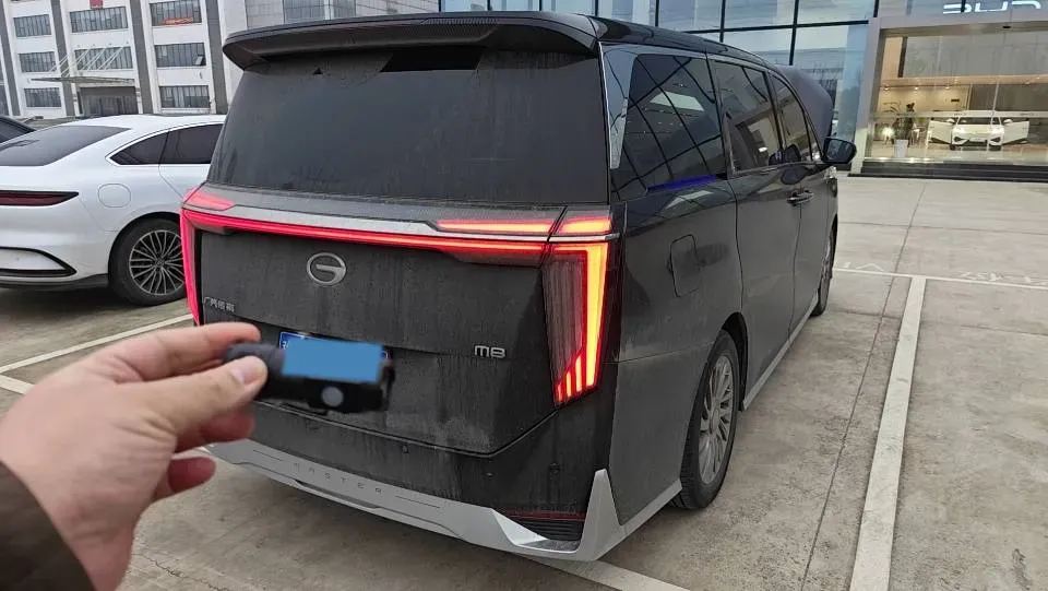 2023 GAC Trumpchi M8 2.0T 252HP L4 8AT,autocango,china used car exporter,china ev exporter,chinese used car exporter,chinese used ev exporter