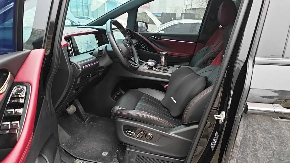 2023 GAC Trumpchi M8 2.0T 252HP L4 8AT,autocango,china used car exporter,china ev exporter,chinese used car exporter,chinese used ev exporter