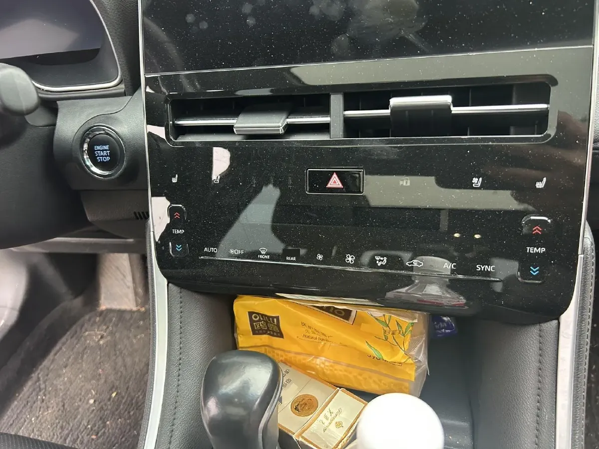 2023 Toyota Avalon 2.5L 207HP L4 8AT,autocango,china used car exporter,china ev exporter,chinese used car exporter,chinese used ev exporter