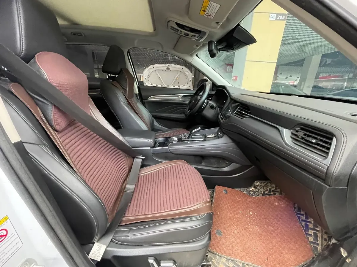 2019 Haval F7 2.0T 197HP L4 7DCT,autocango,china used car exporter,china ev exporter,chinese used car exporter,chinese used ev exporter